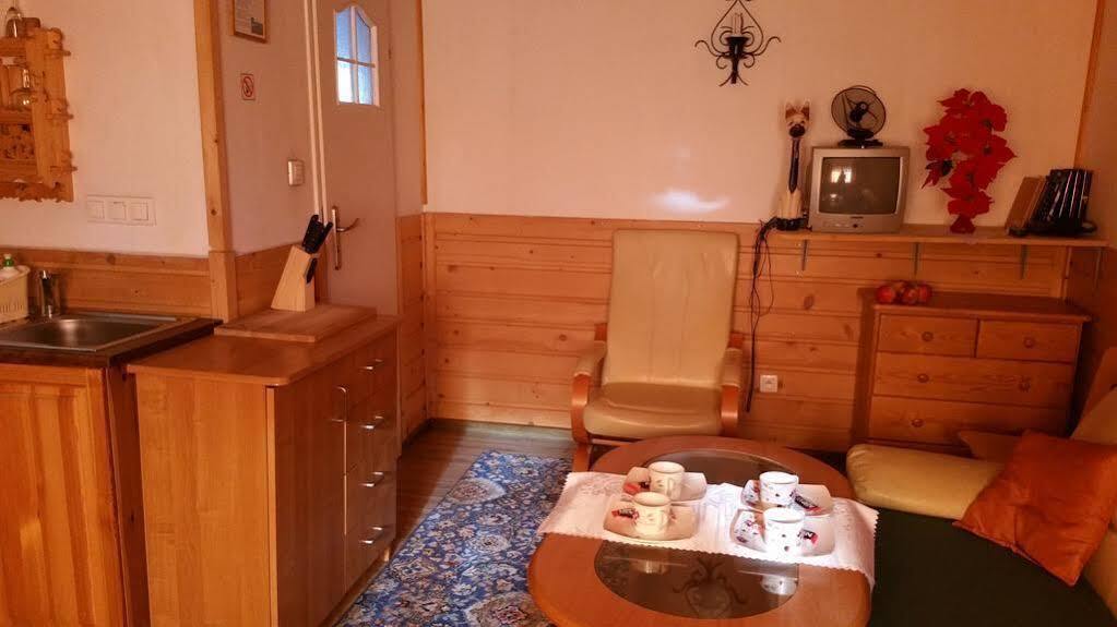 Camping Harenda Pokoje Goscinne I Domki Zakopane Extérieur photo